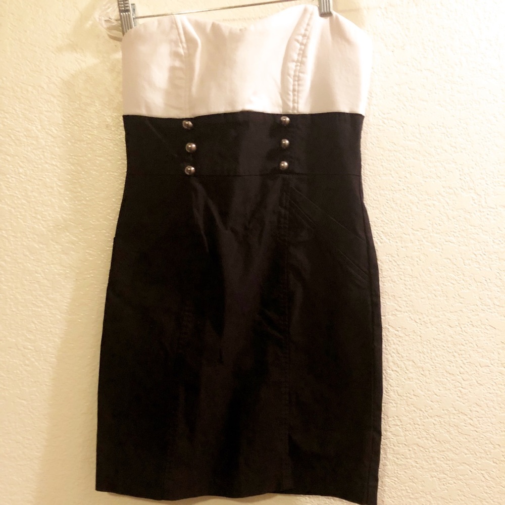 Forever21 button detail strapless dress